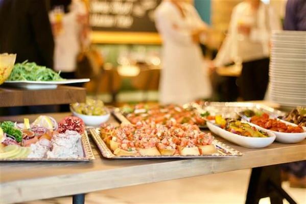 Få En Lækker Frokostordning med catering Serwiz